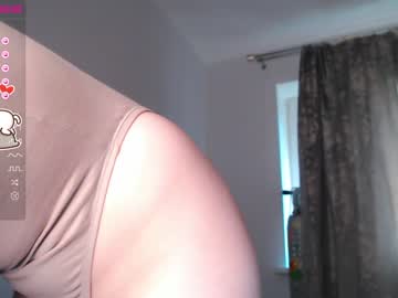 girl cam all day small_blondee image #3266643