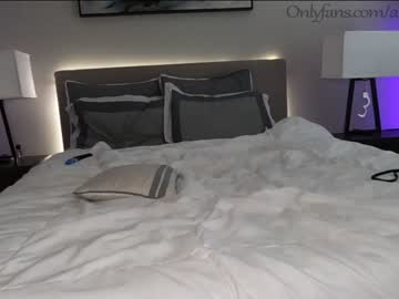 couple cam all day ari_lovexo image #1733388