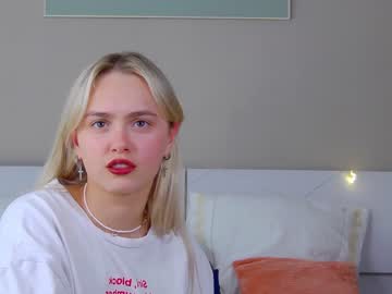 girl cam all day evi_wow image #4382028