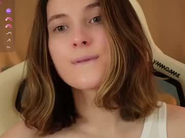 girl cam all day beckymartens image #8119593
