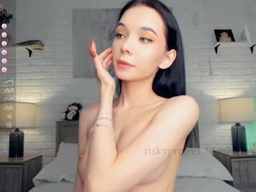 girl cam all day riskyproject image #6370465