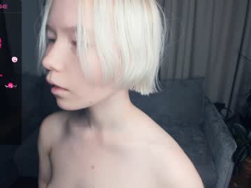girl cam all day silvergloss image #5428455