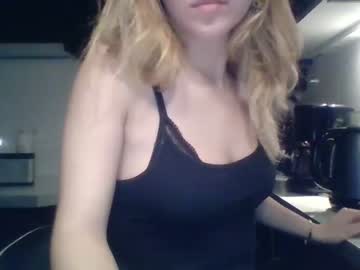 girl cam all day zoegeneve image #1317359