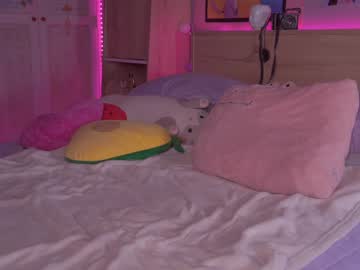 girl cam all day kittenmoon_ image #5388380