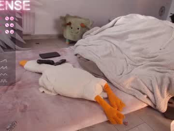 girl cam all day careful_i_bite image #6637743