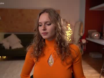 girl cam all day chillwithkira image #3404750