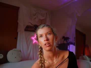 girl cam all day lucy_gooosey image #9314102