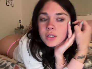girl cam all day queencassidyy image #9383133
