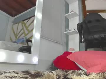 girl cam all day msschloe_ image #1539646