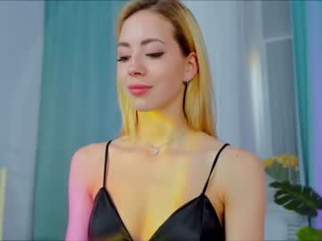 girl cam all day emmi_rosee image #1810152