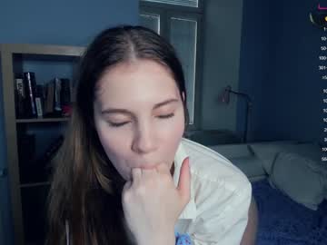 girl cam all day youne_and_beautiful image #4502649