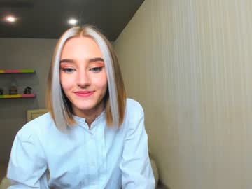 girl cam all day elaine_diaz image #101034