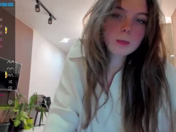 girl cam all day small_blondee image #2687896