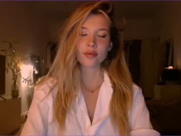 girl cam all day bitter_moon image #3370503