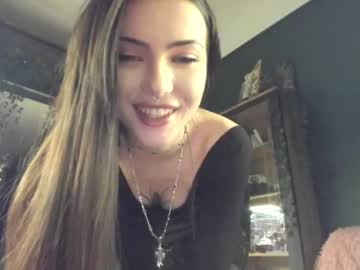 girl cam all day bmwm5f90 image #8859325