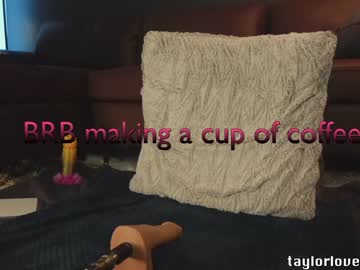 girl cam all day taylor_love_303 image #4102180