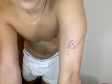 man cam all day chaseehutch image #5891364