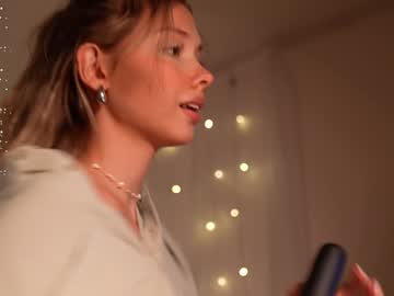 girl cam all day april_blush image #7752372