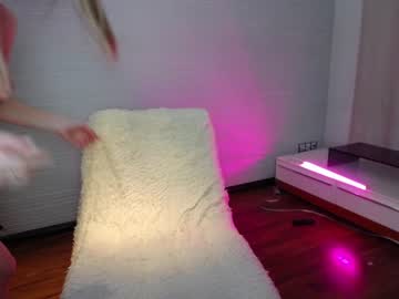 girl cam all day yana_squrel_22 image #3623052