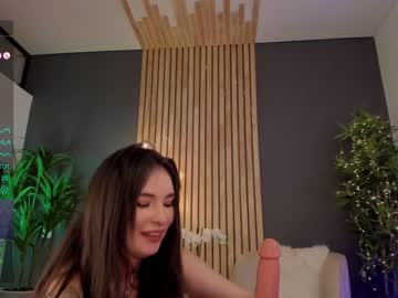 girl cam all day lau__1 image #5636336