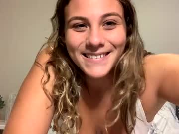 girl cam all day sunshinemae55 image #172692