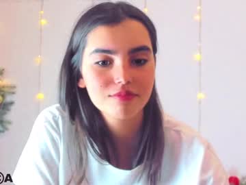 girl cam all day nika_la image #812765