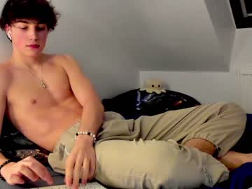 man cam all day noawhite image #3819795