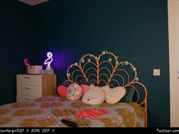 girl cam all day surfergirl121 image #4507125