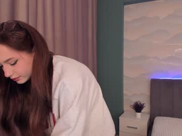 girl cam all day yes_ready image #3580578