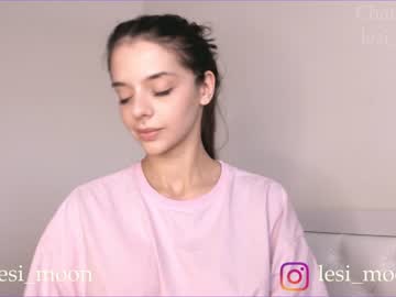 girl cam all day lesi_moon image #5764026