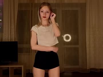 girl cam all day lynettedendy image #9528601