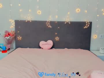 girl cam all day elza_99 image #2558840