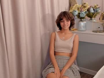 girl cam all day lenaelisabeth image #5777683