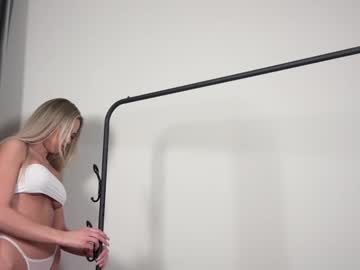 girl cam all day julia_rle image #8622246