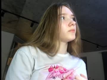 girl cam all day mysat image #2135362