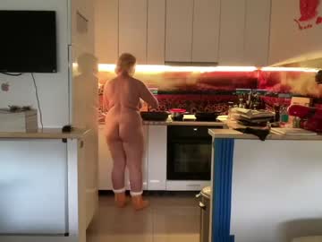 girl cam all day kiradivine image #5514503