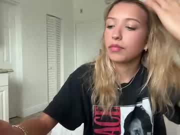girl cam all day paigesylviaa image #8834148