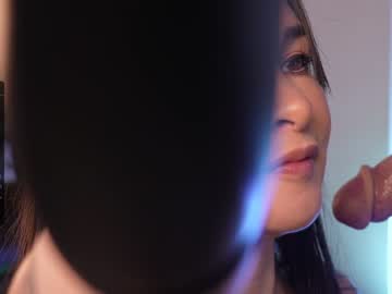 girl cam all day lau__1 image #6940044