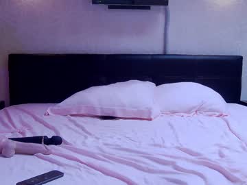 girl cam all day immature_babyy image #1880578