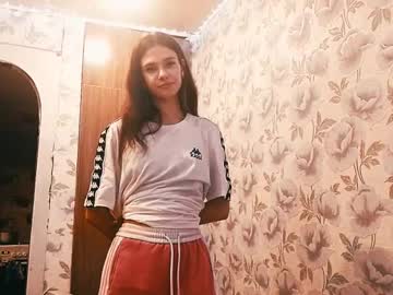 girl cam all day gladysbanbury image #9289476