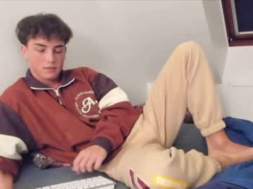 man cam all day noawhite image #5128362