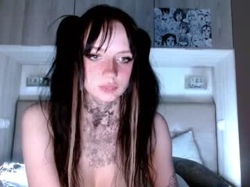 girl cam all day elizabethbritanny image #1597204