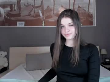 girl cam all day sof1a_shy image #3542309