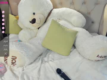 girl cam all day wivibrockk image #2629684