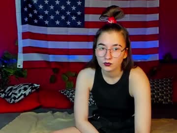 girl cam all day beverleyelliott image #2137381