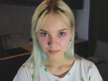 girl cam all day oraflood image #6917291
