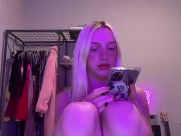 girl cam all day riababe image #4937841