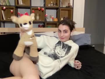 girl cam all day wonderland_stia image #5723414