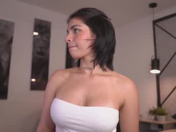 girl cam all day laura_roldan image #7578847