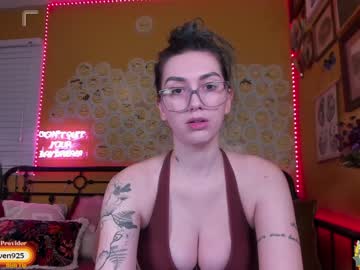 girl cam all day daydreamur_gurl image #1182596
